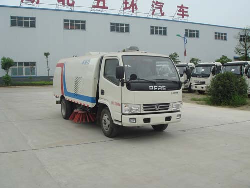 東風(fēng)多利卡掃路車